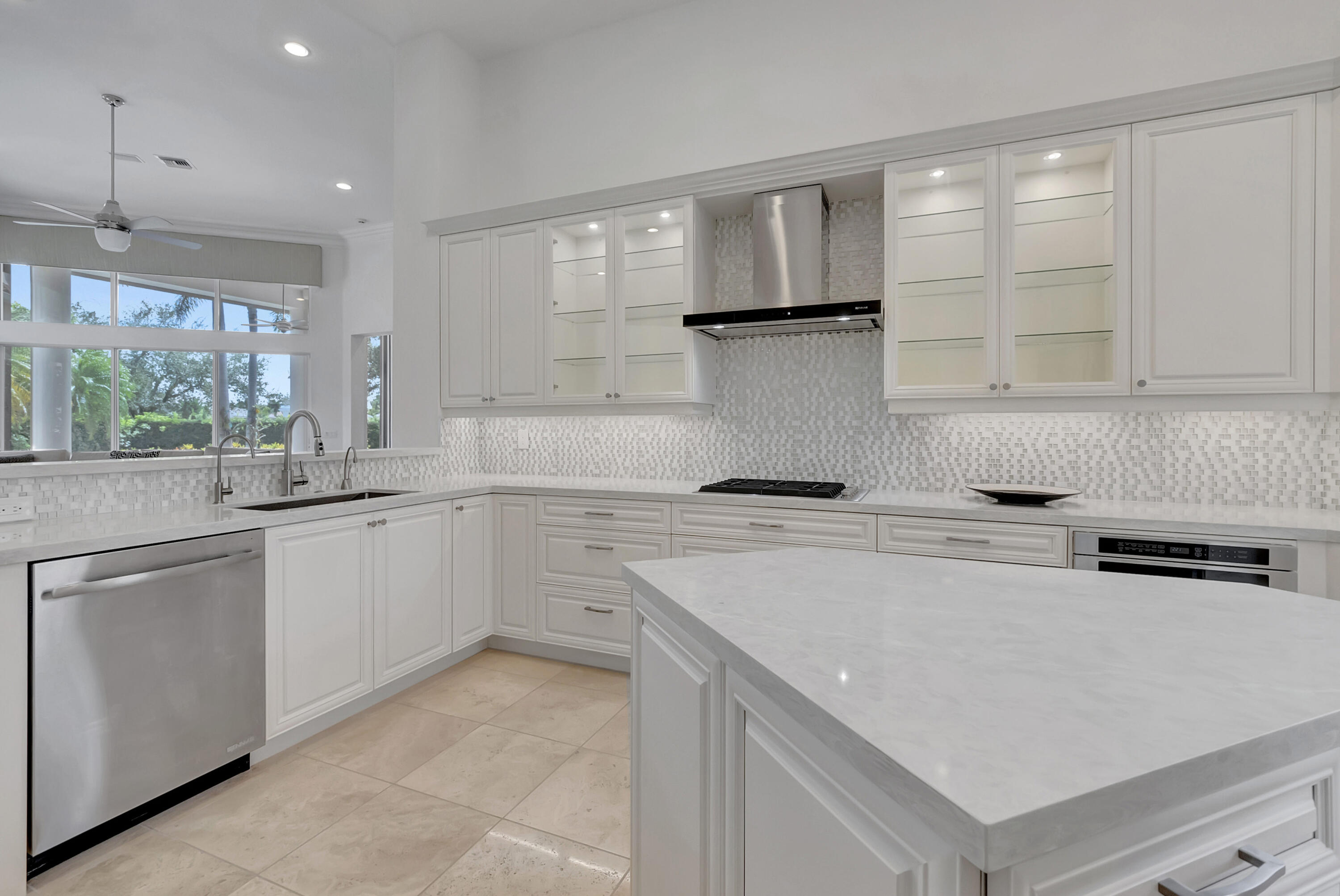 6471 Enclave Way Boca Raton, FL 33496 - Photo 14 of 39 26_dsc_6223