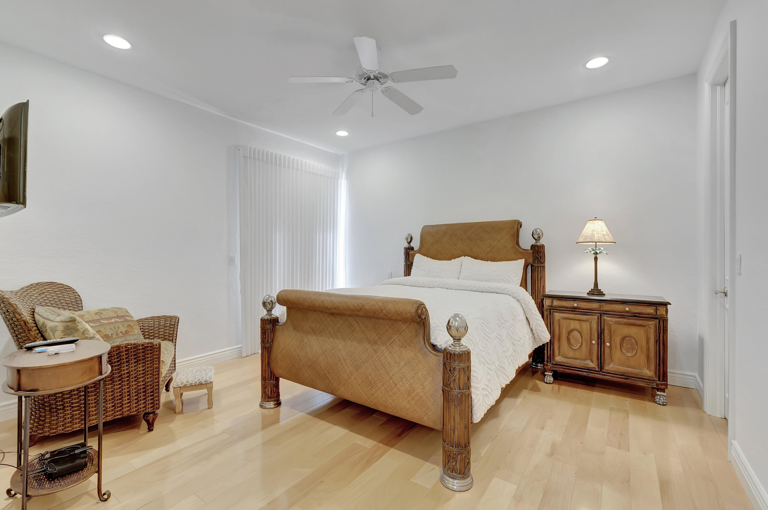 6471 Enclave Way Boca Raton, FL 33496 - Photo 27 of 39 42_dsc_6308