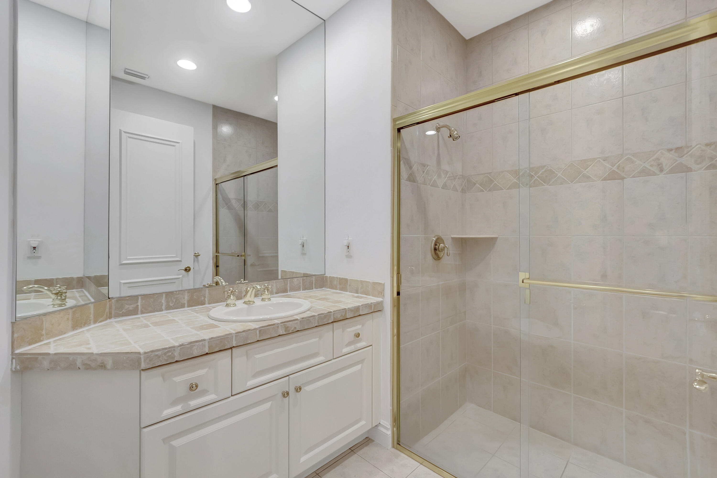 6471 Enclave Way Boca Raton, FL 33496 - Photo 28 of 39 43_dsc_6313