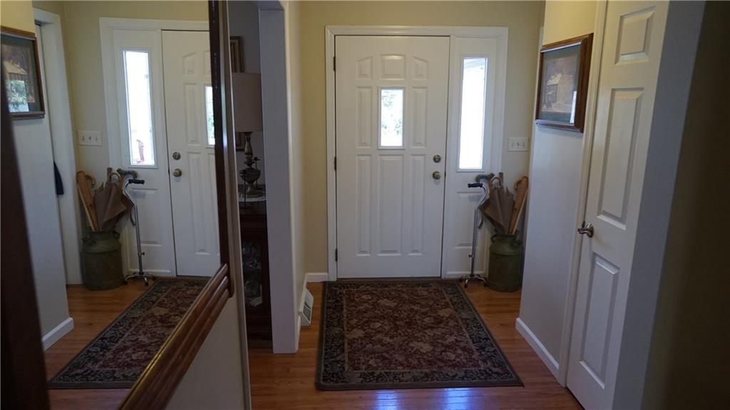 138 Becker Road Butler, PA 16002 - Photo 5 of 24