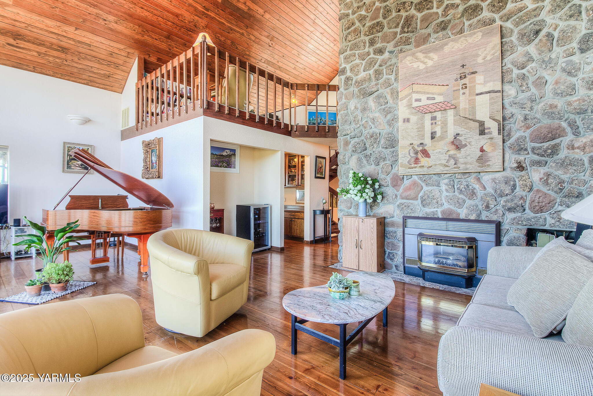 541 Basalt Springs Way Yakima, WA 98908 - Photo 13 of 51 a view of a livingroom with furniture and a fireplace