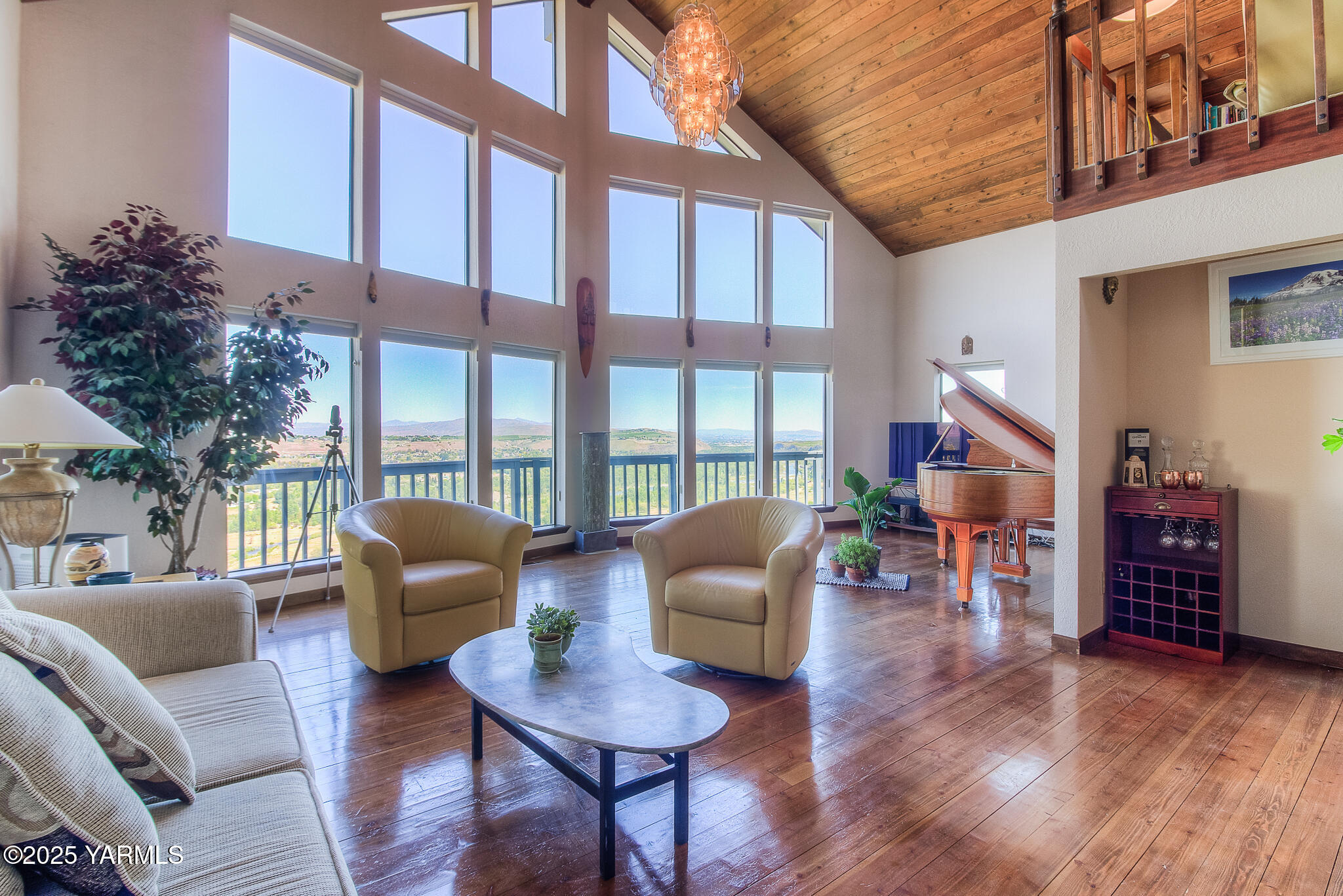 541 Basalt Springs Way Yakima, WA 98908 - Photo 6 of 51 a living room with fireplace furniture and a large window