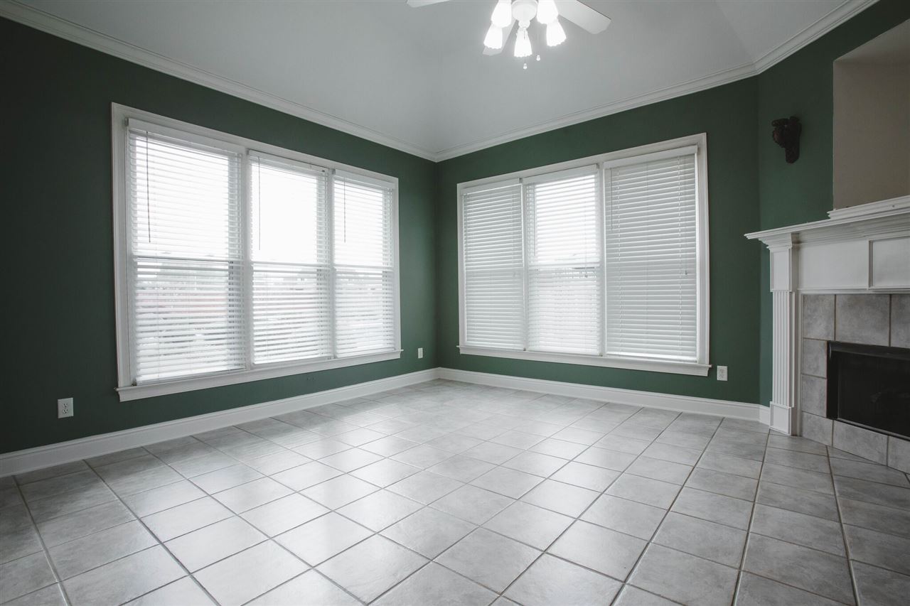 1295 Riding Brook Drive Collierville, TN 38017 - Photo 8 of 25