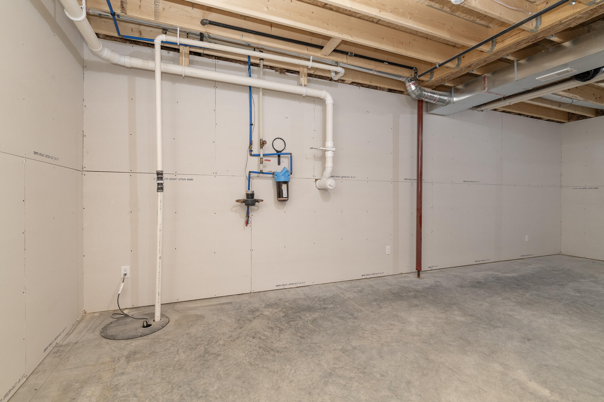 135 Jeremy Street Constantine, MI 49042 - Photo 43 of 63 135 Jeremy-34