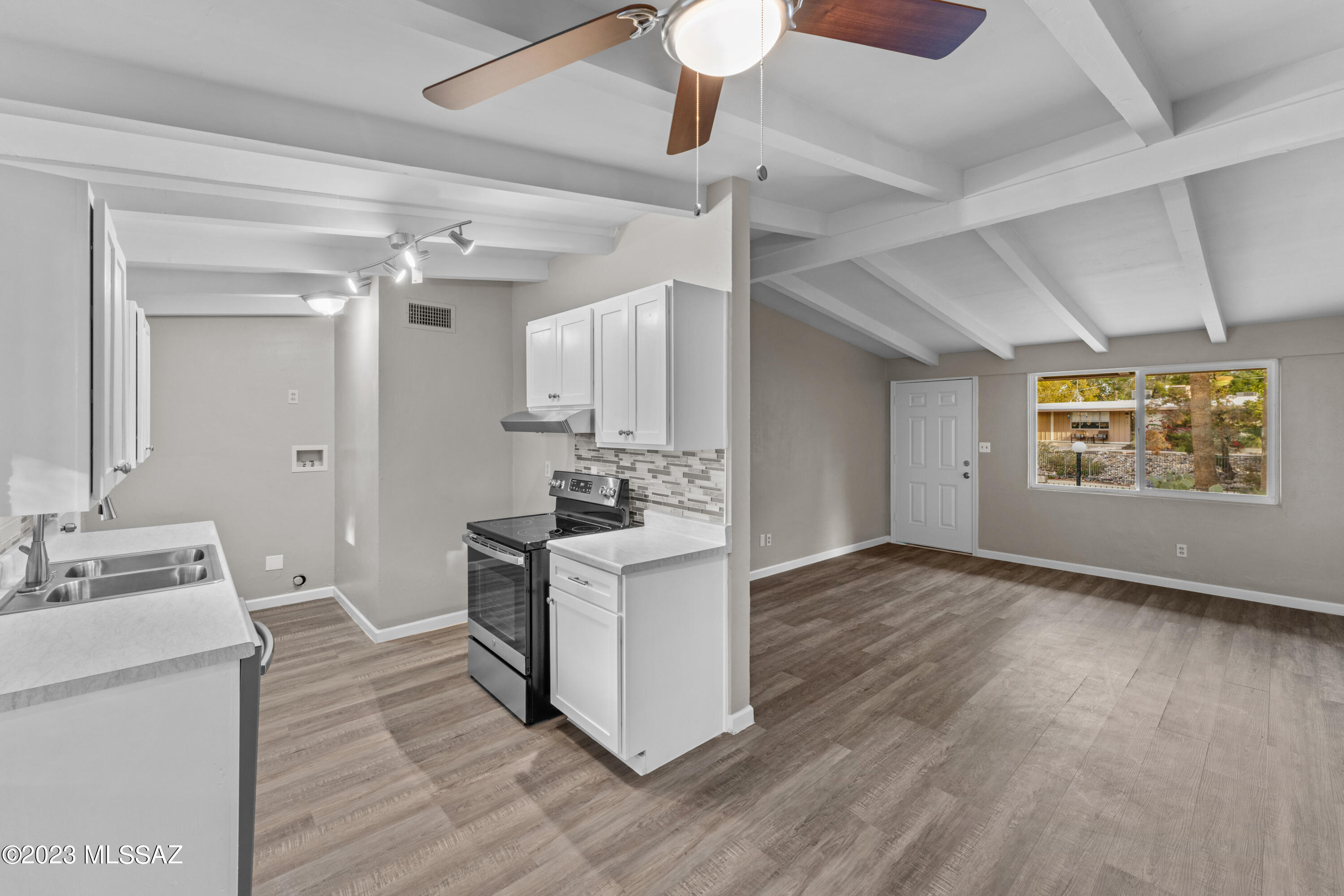 5901 North Oracle Road, Unit 19 Tucson, AZ 85704 - Photo 11 of 30 Gallery Image 11