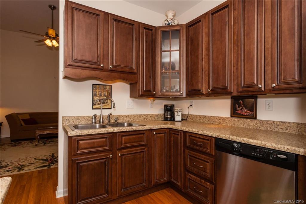 71 Noble Road Fairview, NC 28730 - Photo 7 of 22 Gallery Image 7