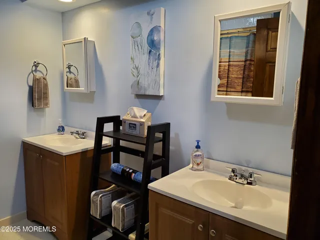 $4,000 | 411 Woodland Avenue, Avon-by-the-Sea, NJ 07717