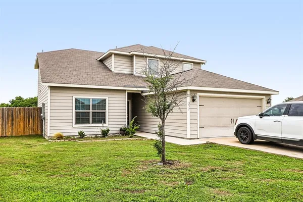 $329,900 | 237 Liberty Lane, Venus, TX 76084