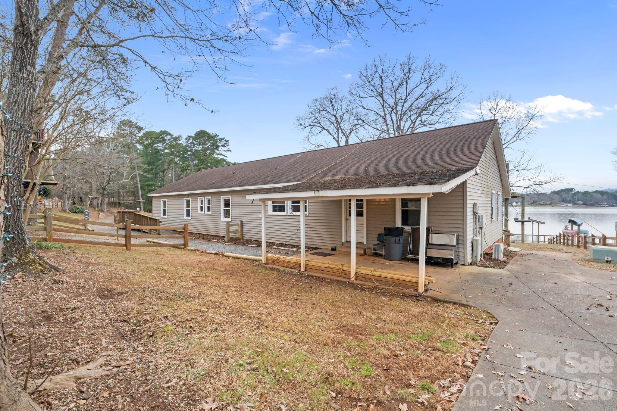 6692 Valwood Road Conover, NC 28613 - Photo 27 of 38