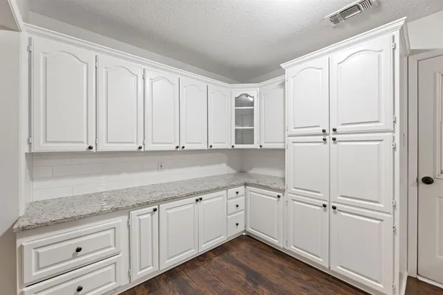 $2,600 | 8009 Northbrook Drive, Benbrook, TX 76116