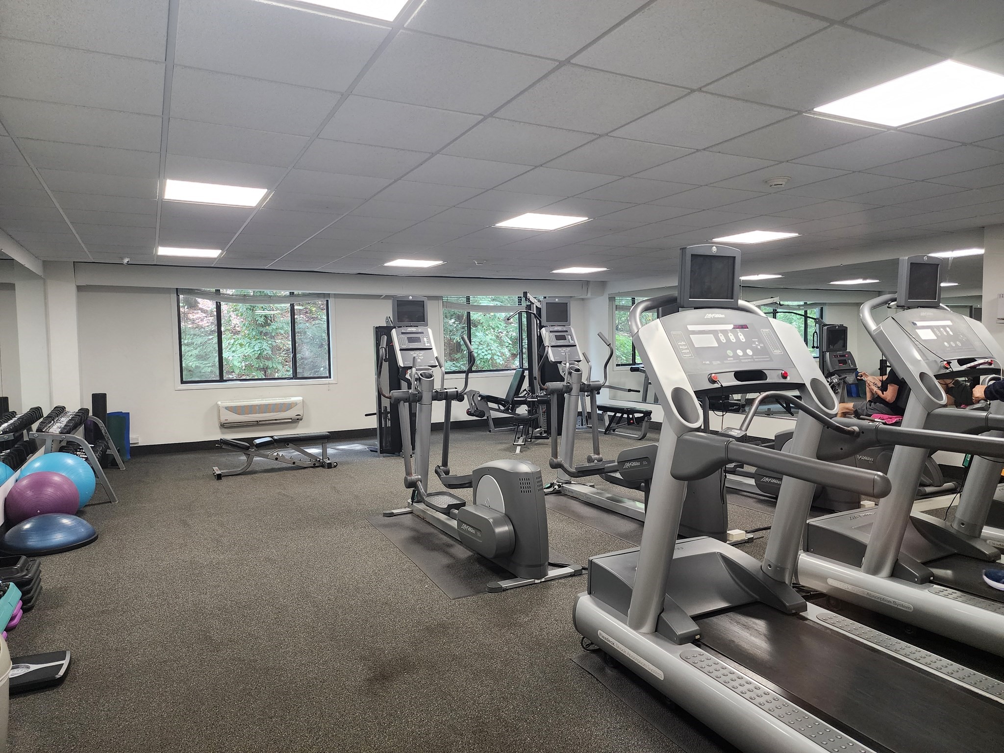 1500 Worcester Road, Unit 411 Framingham, MA 01702 - Photo 23 of 30 Gallery Image 23