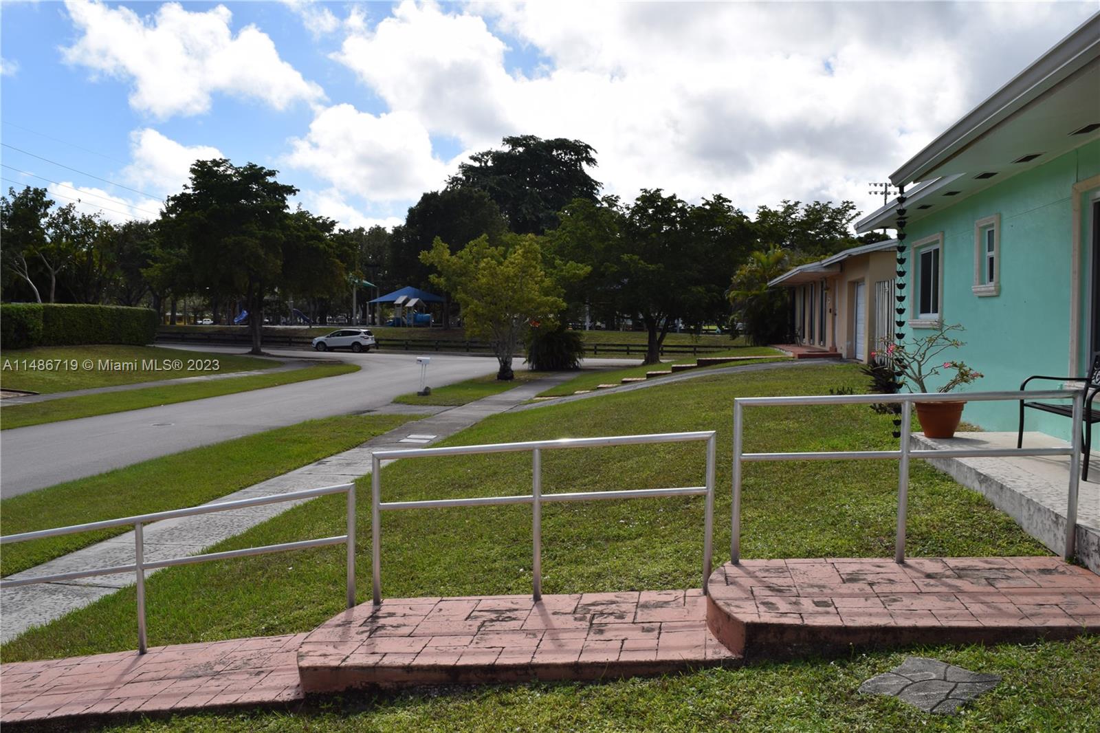 Palmetto Estates Miami, FL 33157 - Photo 3 of 20 a view of a basketball court