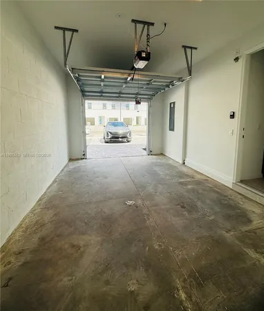 $3,500 | 4286 Effendi Drive, Lantana, FL 33462