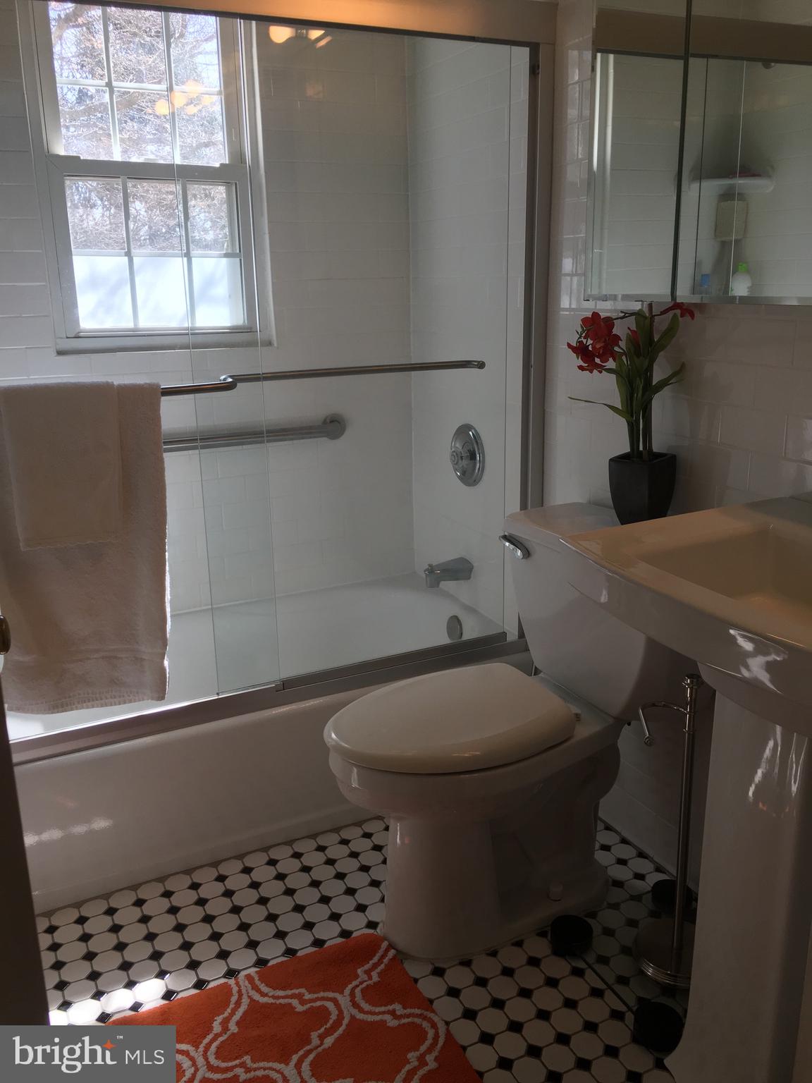 409 Range Road Towson, MD 21204 - Photo 9 of 14 Gallery Image 9