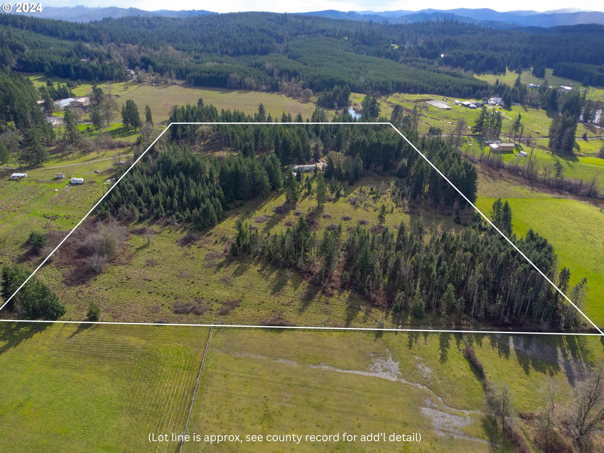 26759 Doble Eugene, OR 97402 - Photo 12 of 19 a view of swimming pool with a balcony
