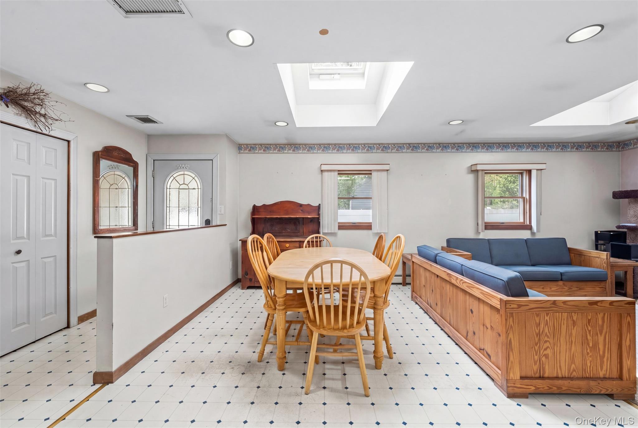 164 Dare Road Selden, NY 11784 - Photo 12 of 20