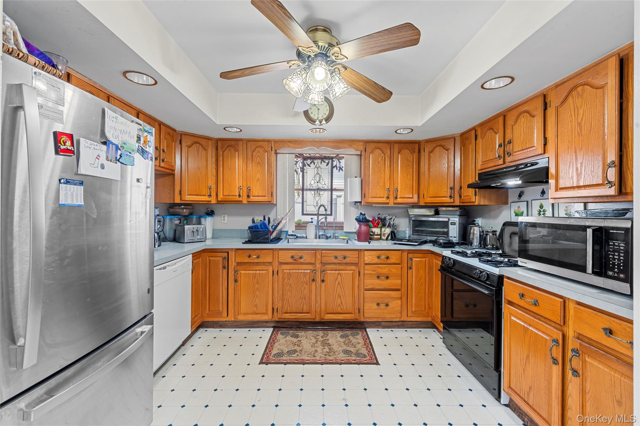 164 Dare Road Selden, NY 11784 - Photo 13 of 20