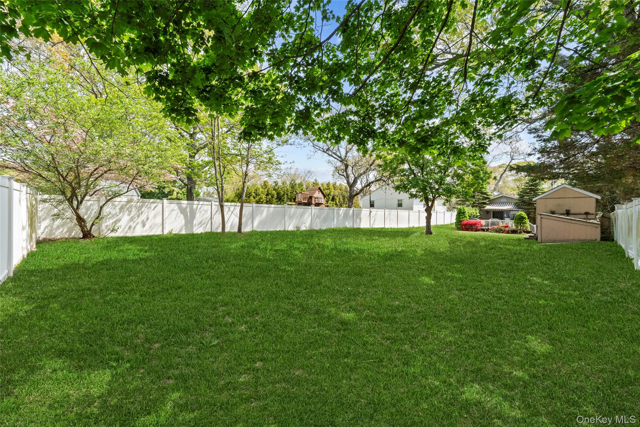 164 Dare Road Selden, NY 11784 - Photo 10 of 20