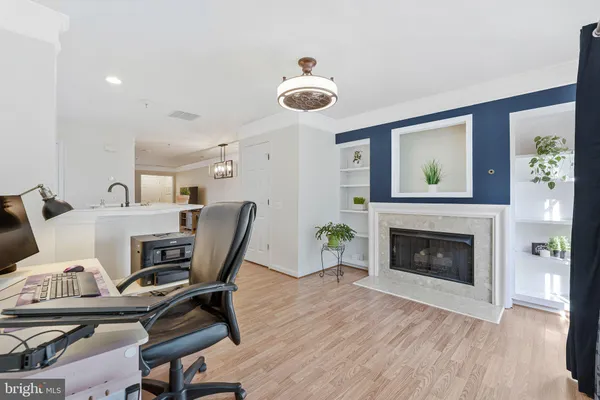 $420,000 | 21789 Baldwin Square, Unit 21789, Sterling, VA 20164