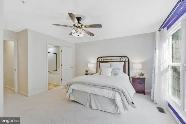 $420,000 | 21789 Baldwin Square, Unit 21789, Sterling, VA 20164