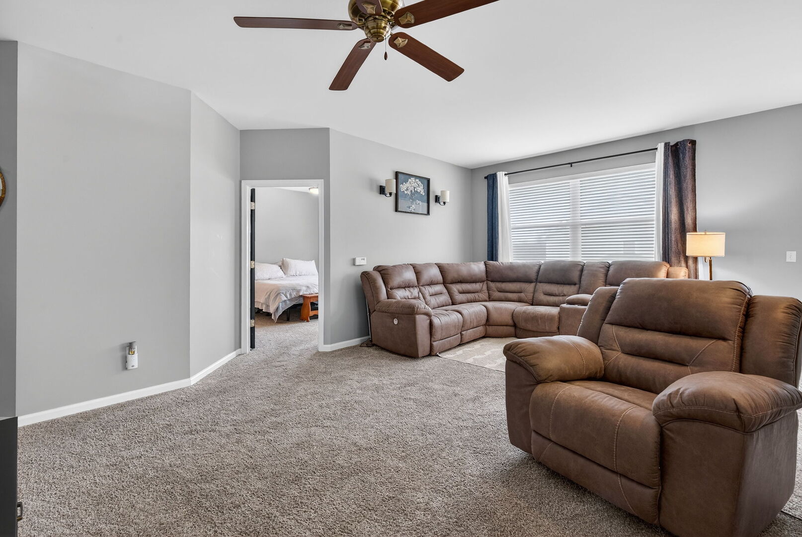 1596 Ludington Circle Romeoville, IL 60446 - Photo 4 of 37 a living room with furniture and a window