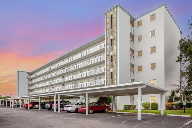 $189,900 | 4240 Ironwood Circle, Unit 601AA, Bradenton, FL 34209