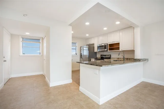 $189,900 | 4240 Ironwood Circle, Unit 601AA, Bradenton, FL 34209