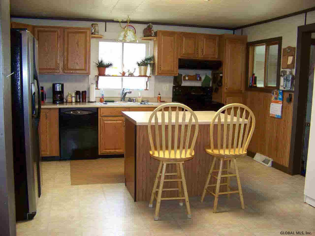 526 Gansevoort Road Moreau, NY 12828 - Photo 3 of 19 Photo 3