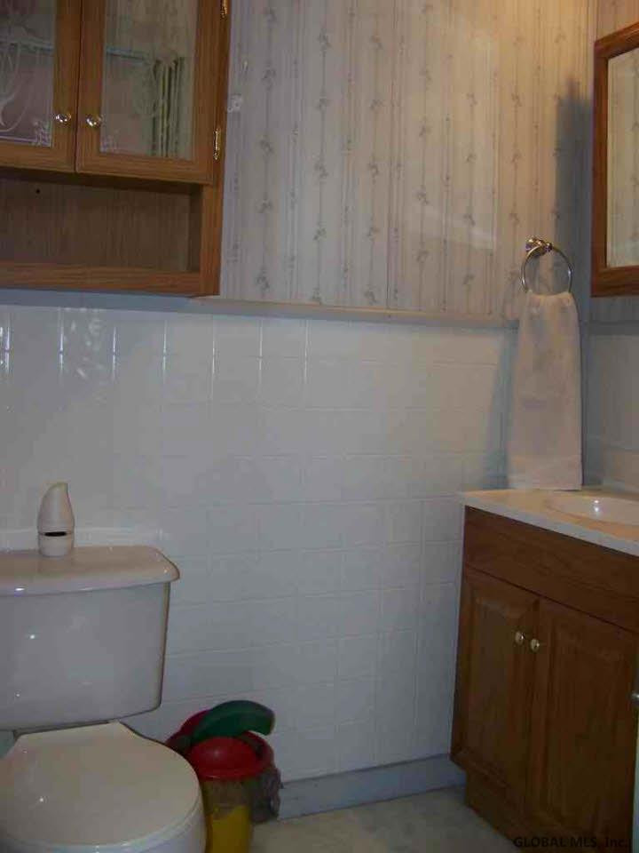 526 Gansevoort Road Moreau, NY 12828 - Photo 10 of 19 Photo 10