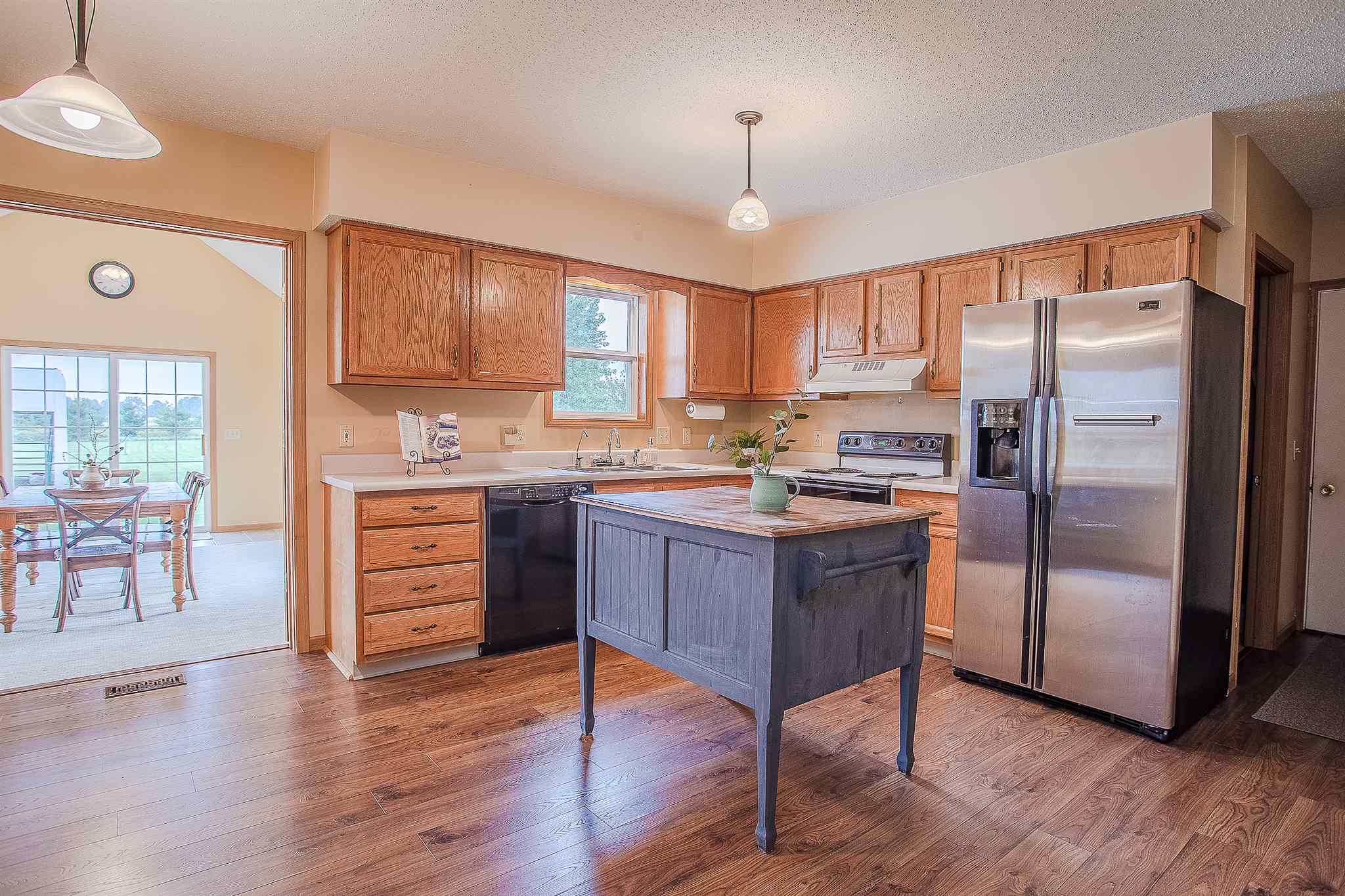 8626 Schwartz Road Fort Wayne, IN 46835 - Photo 3 of 23