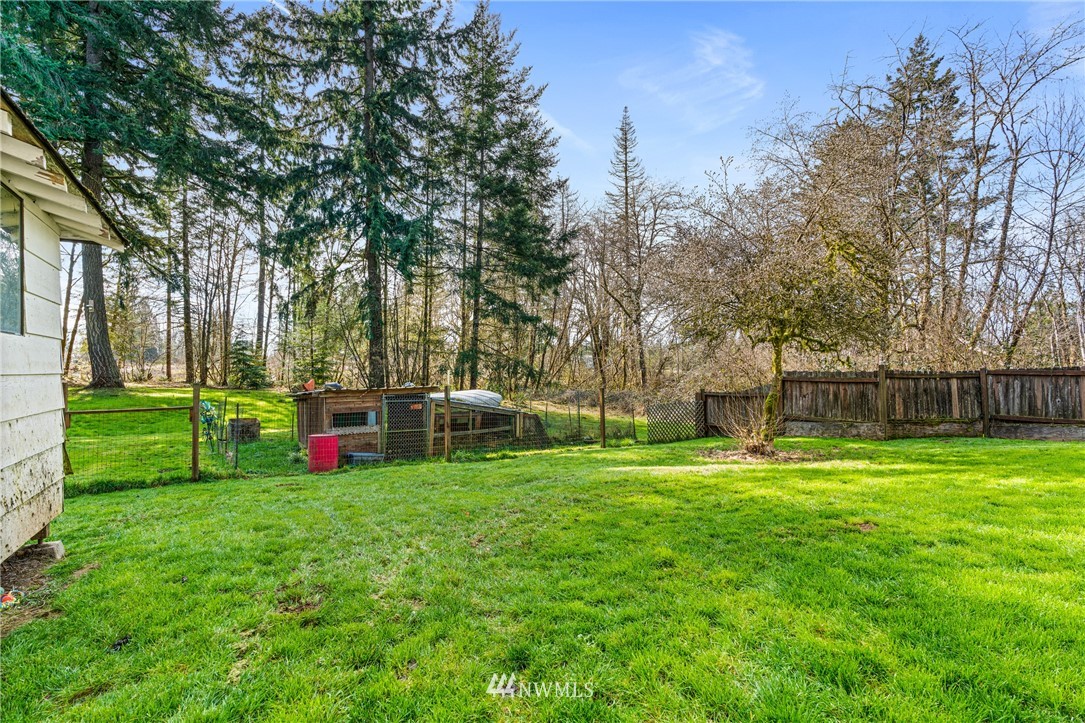 187 Limmer Road Winlock, WA 98596 - Photo 13 of 17 a view of a park with plants and trees