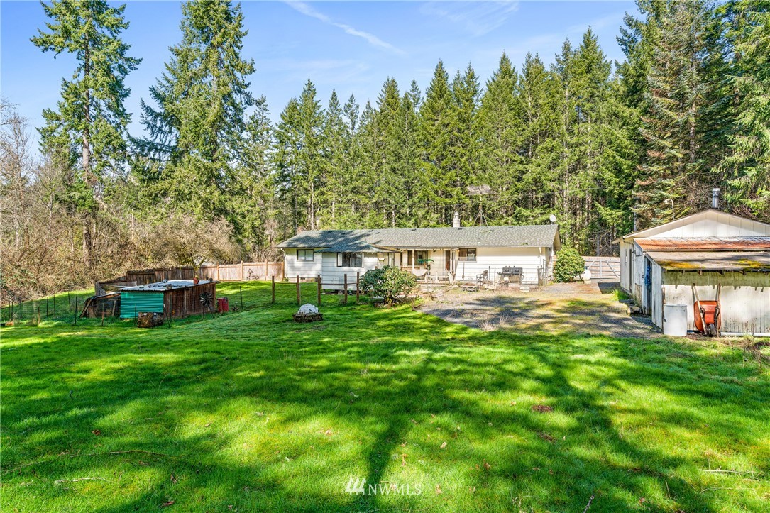 187 Limmer Road Winlock, WA 98596 - Photo 14 of 17 a view of a house with a yard porch and sitting area