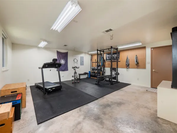 $799,000 | 302 South Ridge Circle, Georgetown, TX 78628
