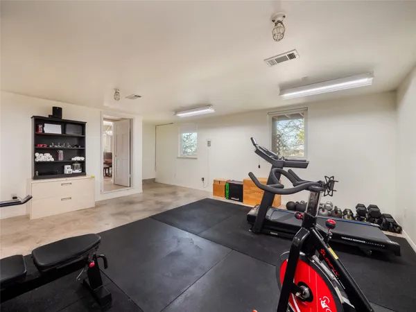 $799,000 | 302 South Ridge Circle, Georgetown, TX 78628