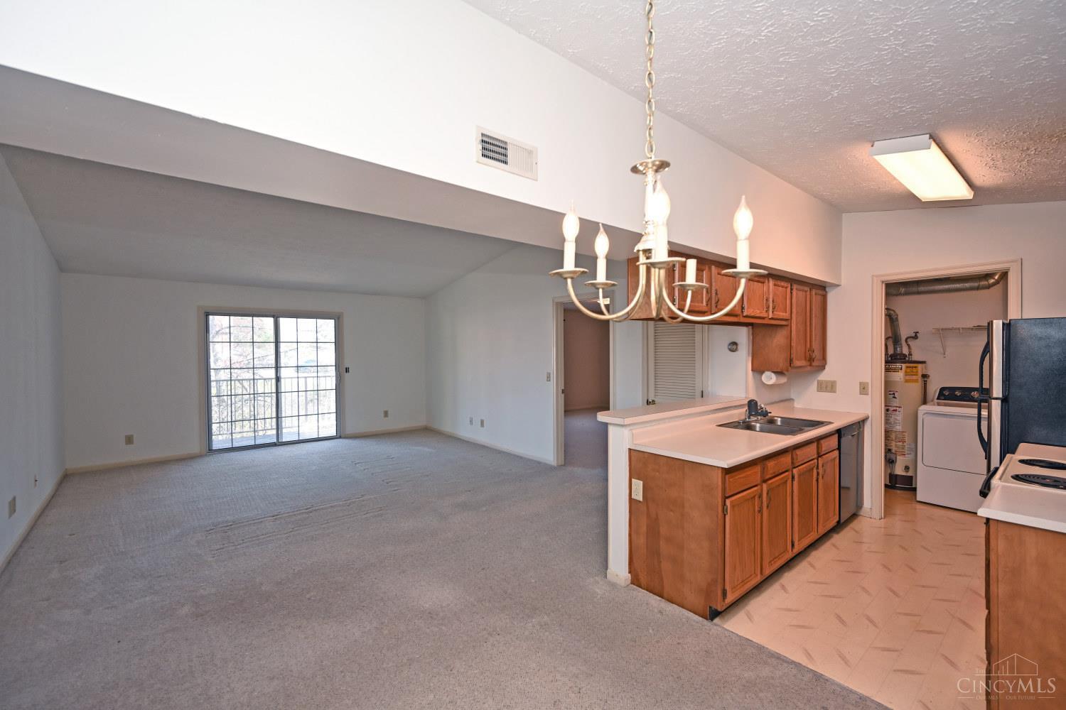5761 Cheviot Road, Unit 3C Cincinnati, OH 45247 - Photo 10 of 34