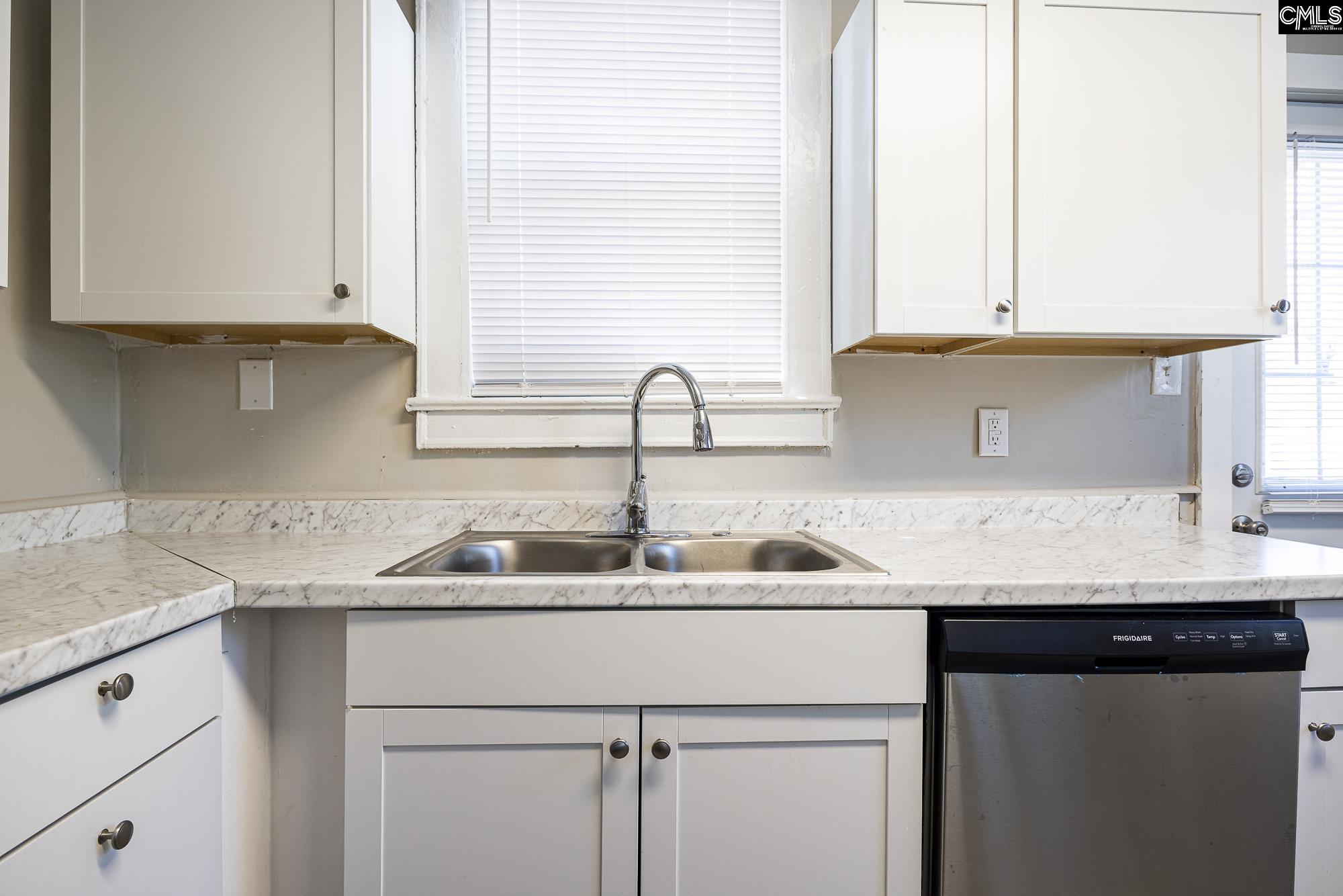2112 Academy Street Columbia, SC 29203 - Photo 11 of 24