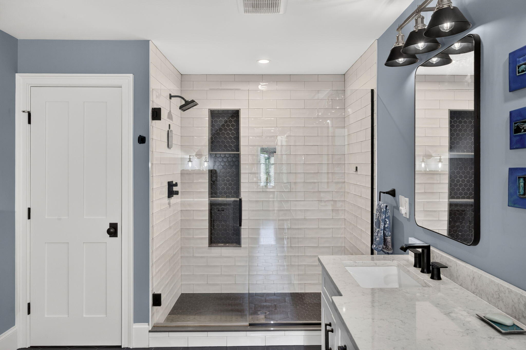 1090 Shore Road, Unit 13 Pocasset, MA 02559 - Photo 26 of 59 Second Primary Bathroom
