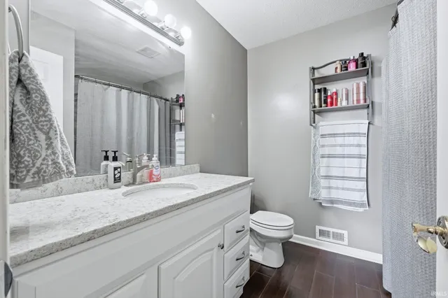 $299,900 | 3007 Pomeroy Place, Fort Wayne, IN 46818