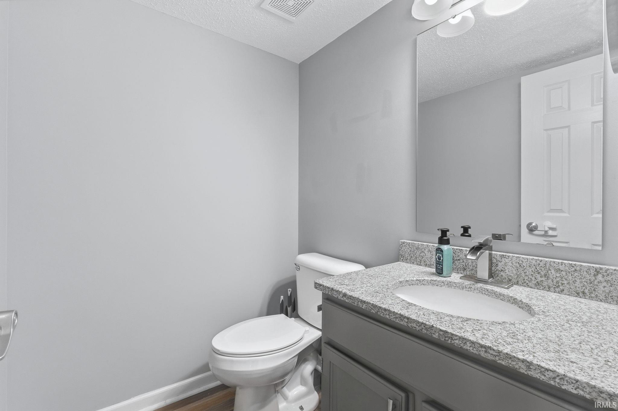 3007 Pomeroy Place Fort Wayne, IN 46818 - Photo 8 of 36