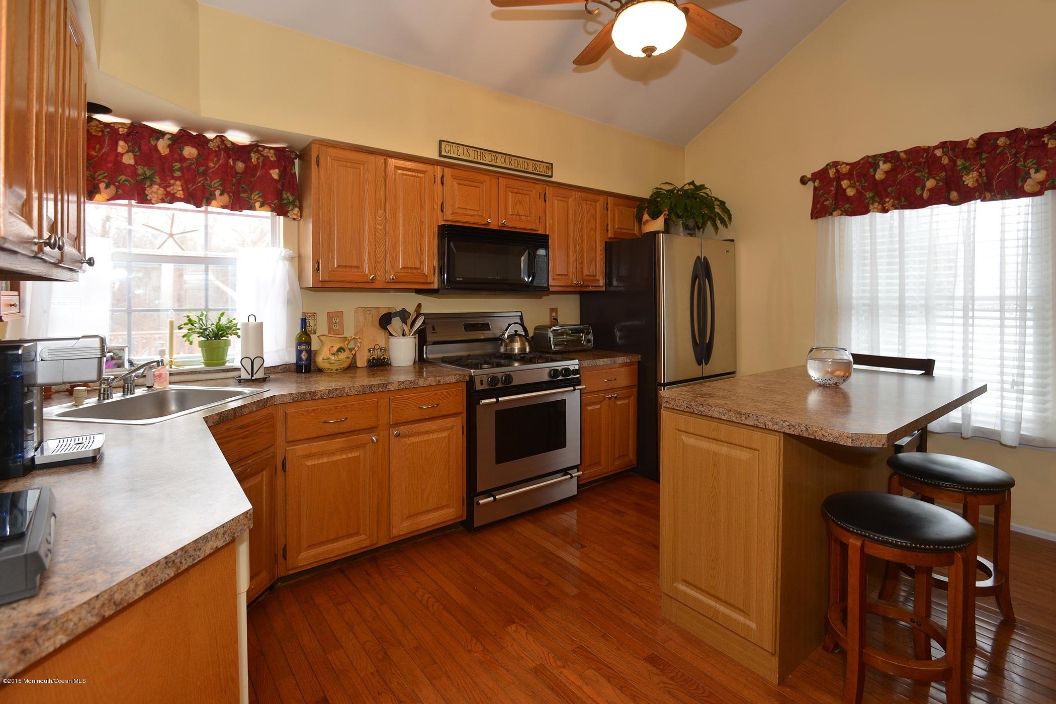81 Racquet Road Wall, NJ 07719 - Photo 10 of 28 Kitchen