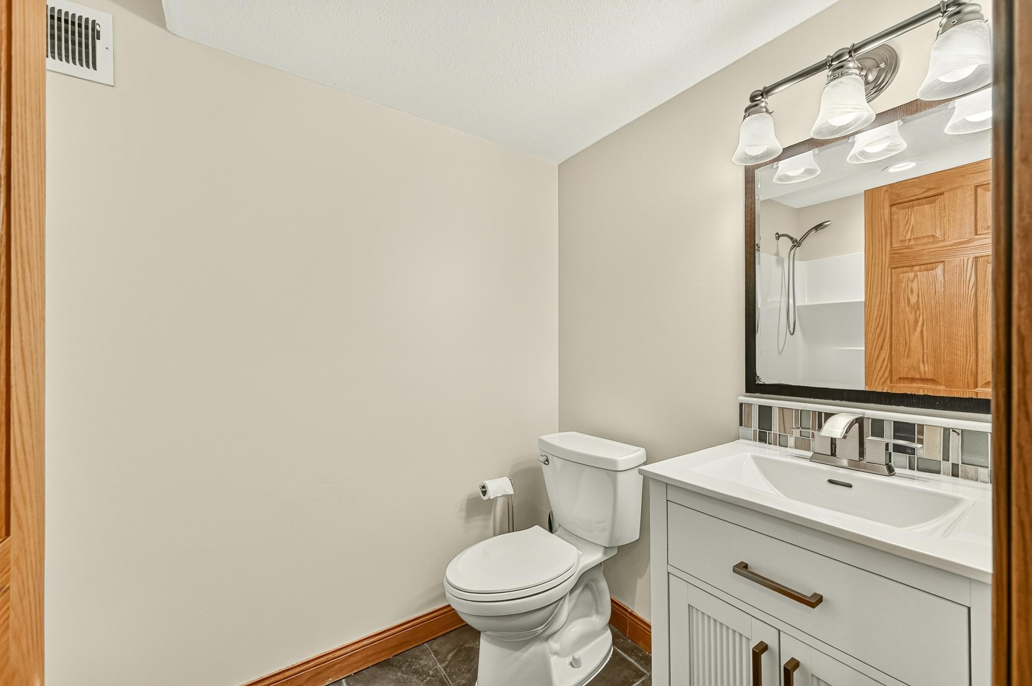6240 25th Avenue Northwest Rochester, MN 55901 - Photo 27 of 29 Gallery Image 27