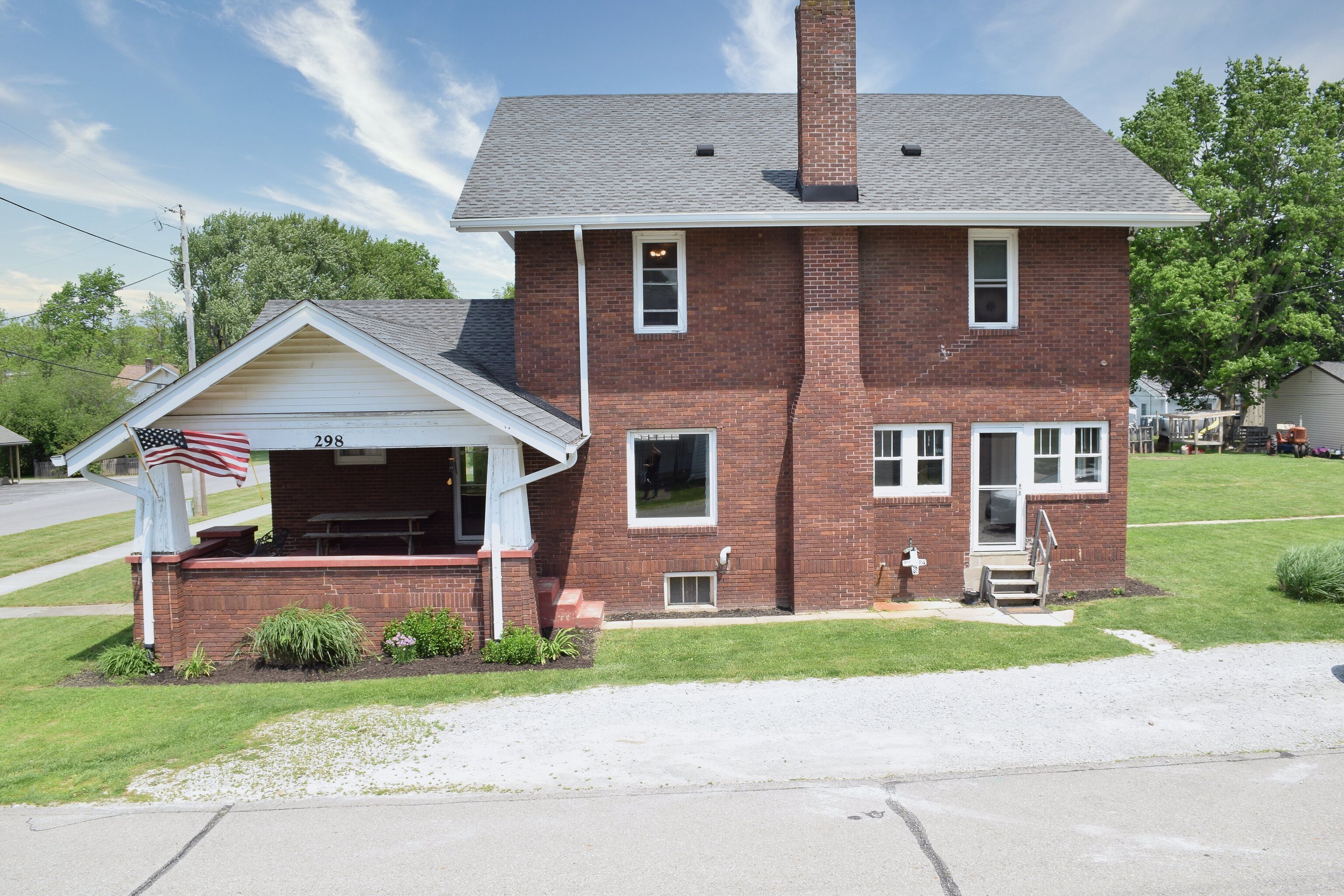 298 H Street Wilkinson, IN 46186 - Photo 4 of 38