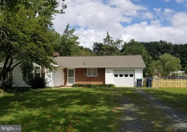$2,200 | 241 North Randolph Road, Fredericksburg, VA 22405