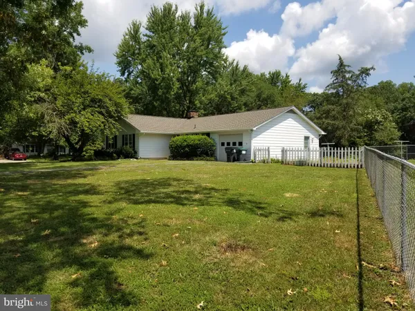 $2,200 | 241 North Randolph Road, Fredericksburg, VA 22405