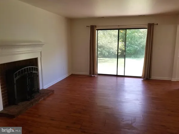 $2,200 | 241 North Randolph Road, Fredericksburg, VA 22405