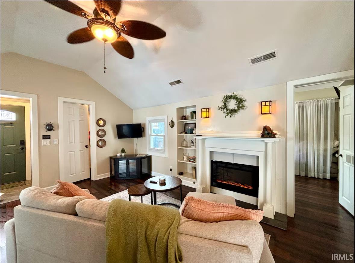 9024 East Koher Road South Syracuse, IN 46567 - Photo 8 of 33 Gallery Image 8