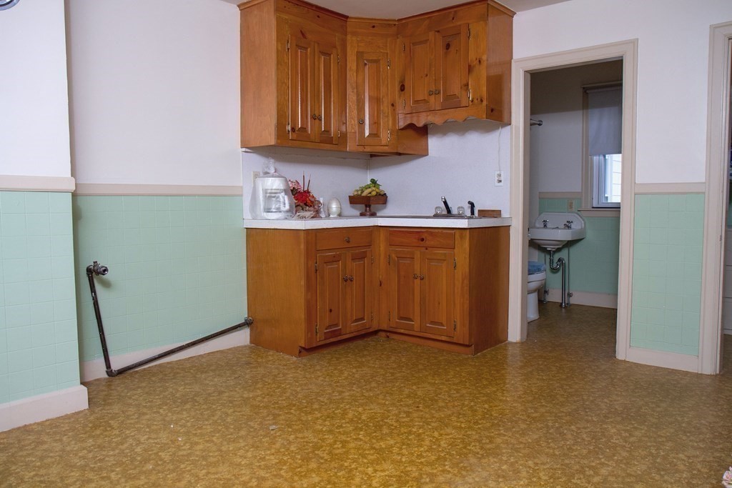 2233 Main Street Warren, MA 01092 - Photo 25 of 41 Gallery Image 25