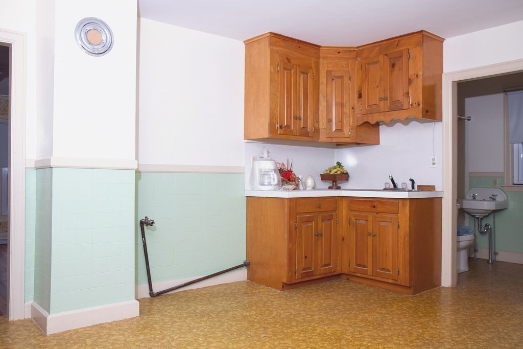 2233 Main Street Warren, MA 01092 - Photo 27 of 41 Gallery Image 27