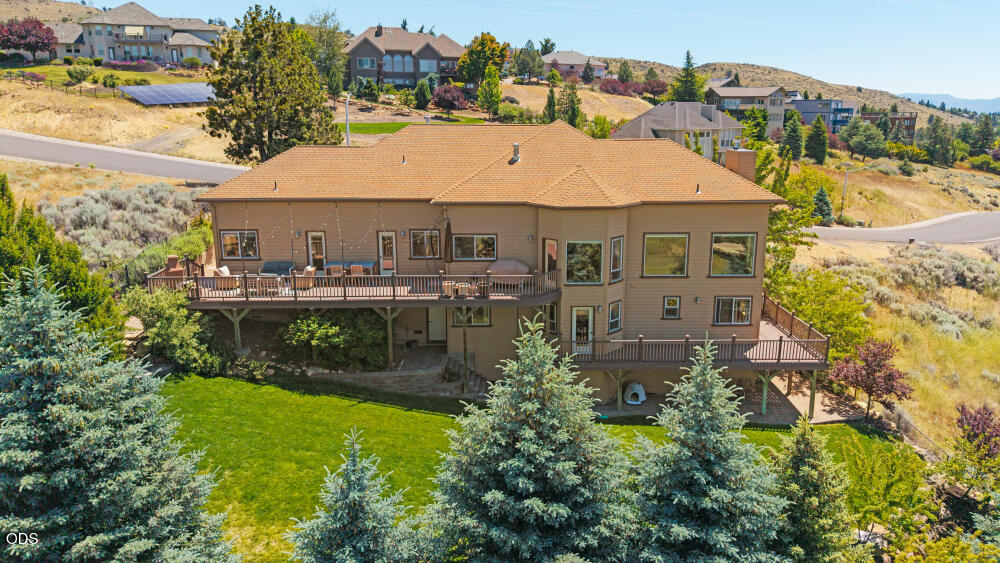 1354 Ridgecrest Drive Klamath Falls, OR 97601 - Photo 31 of 45