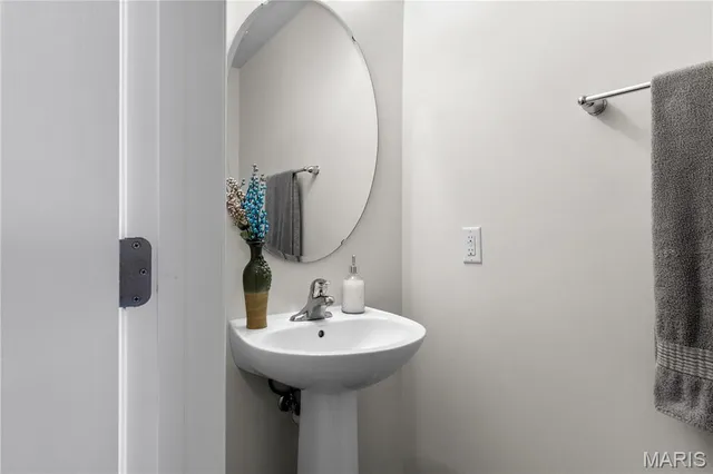 $349,900 | 554 Summer Glen Lane, St. Charles, MO 63301